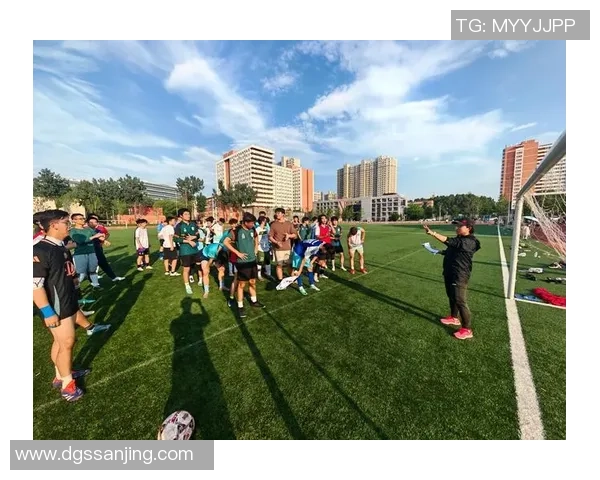 足球巨星钟情腕间风采展现绿茵场外的奢华与时尚魅力